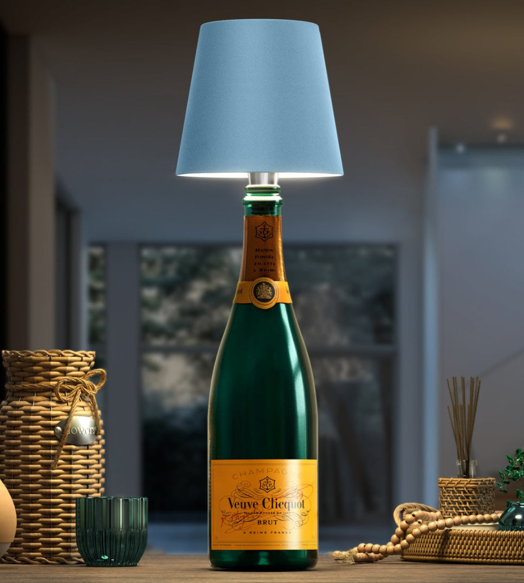 Design‑Lampe Flaschenform | Innen & Außen | LED Ambientelicht