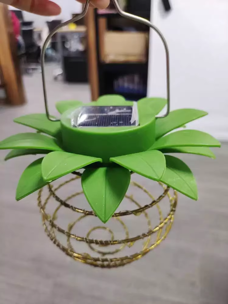 Solar-Hängelaterne Ananas | Spiral LED Lichter | IP44 | Garten & Balkon