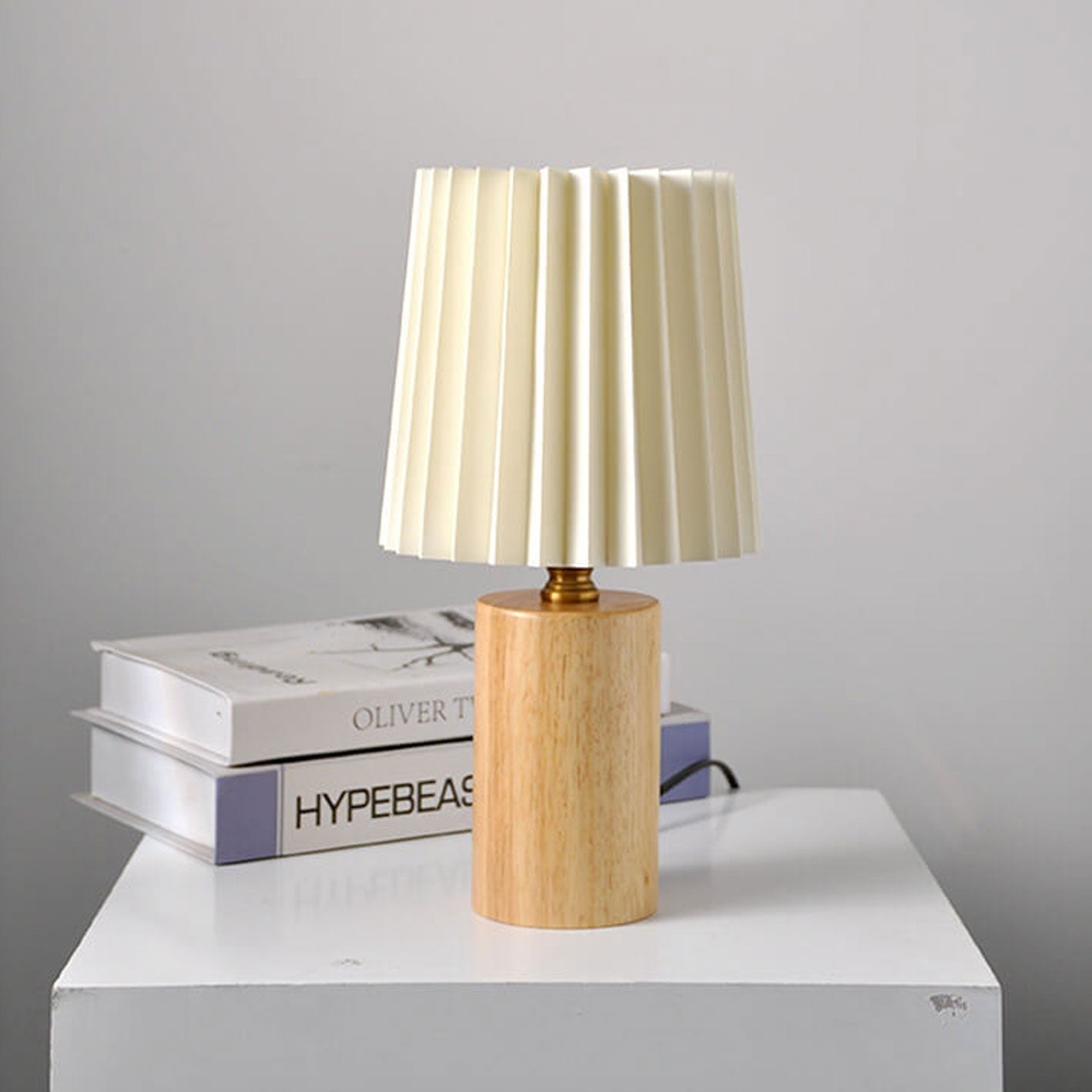Vintage Korean Falten-Stoff Zylinder-LED-Tischlampe | Retro-Minimalistisches Design | 1-flammig