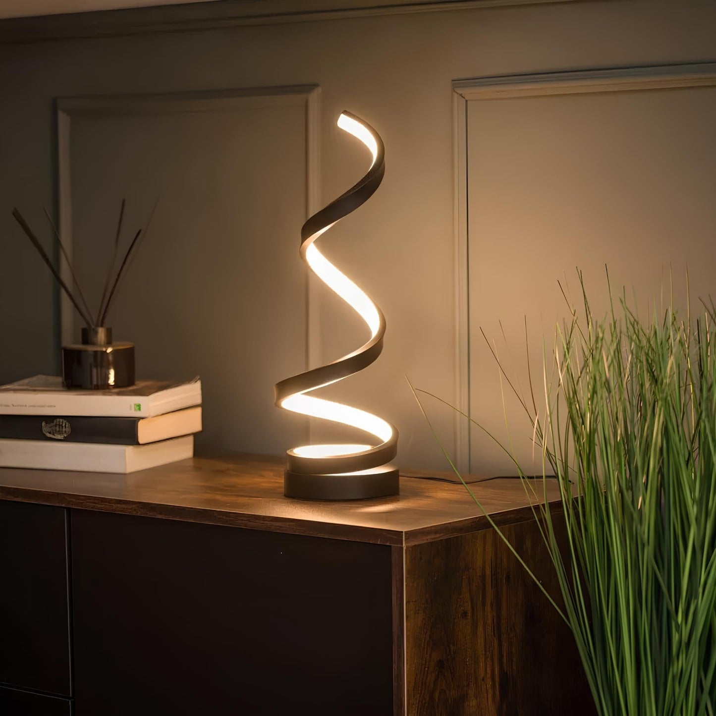 LED‑Tischlampe | Spiralen‑Design | Modernes Ambientelicht