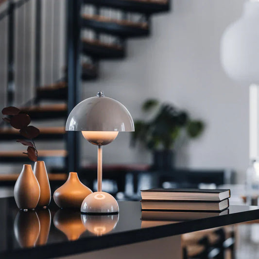 LED‑Tischlampe | Warmweißes Ambientelicht | Wohnzimmer & Büro