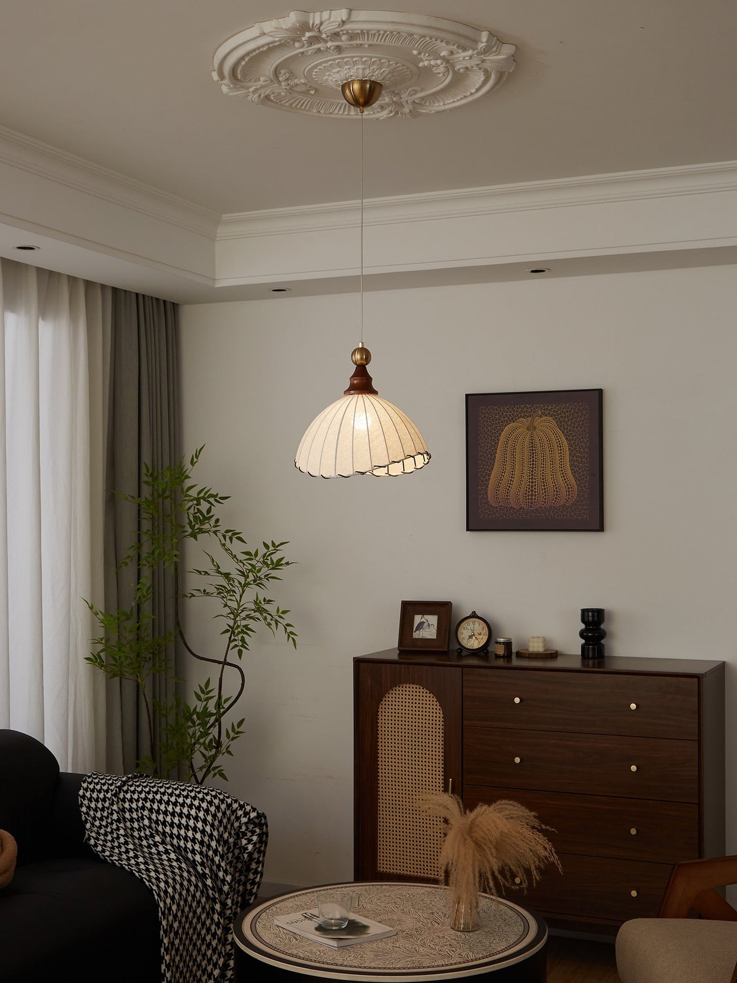 Pendelleuchte Stoff Plissee | Holz & Metall | E26/E27 LED | Elegant