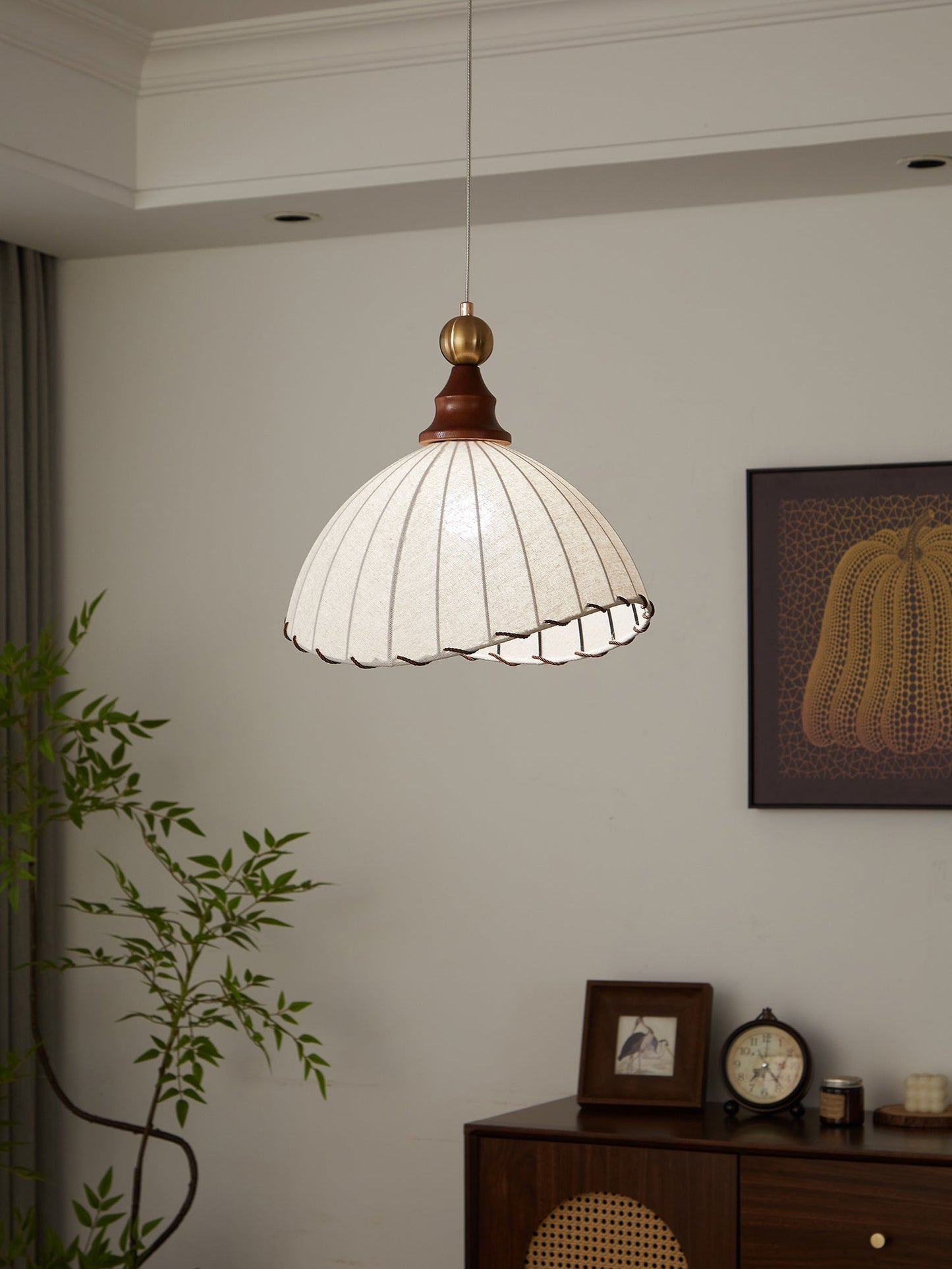 Pendelleuchte Stoff Plissee | Holz & Metall | E26/E27 LED | Elegant
