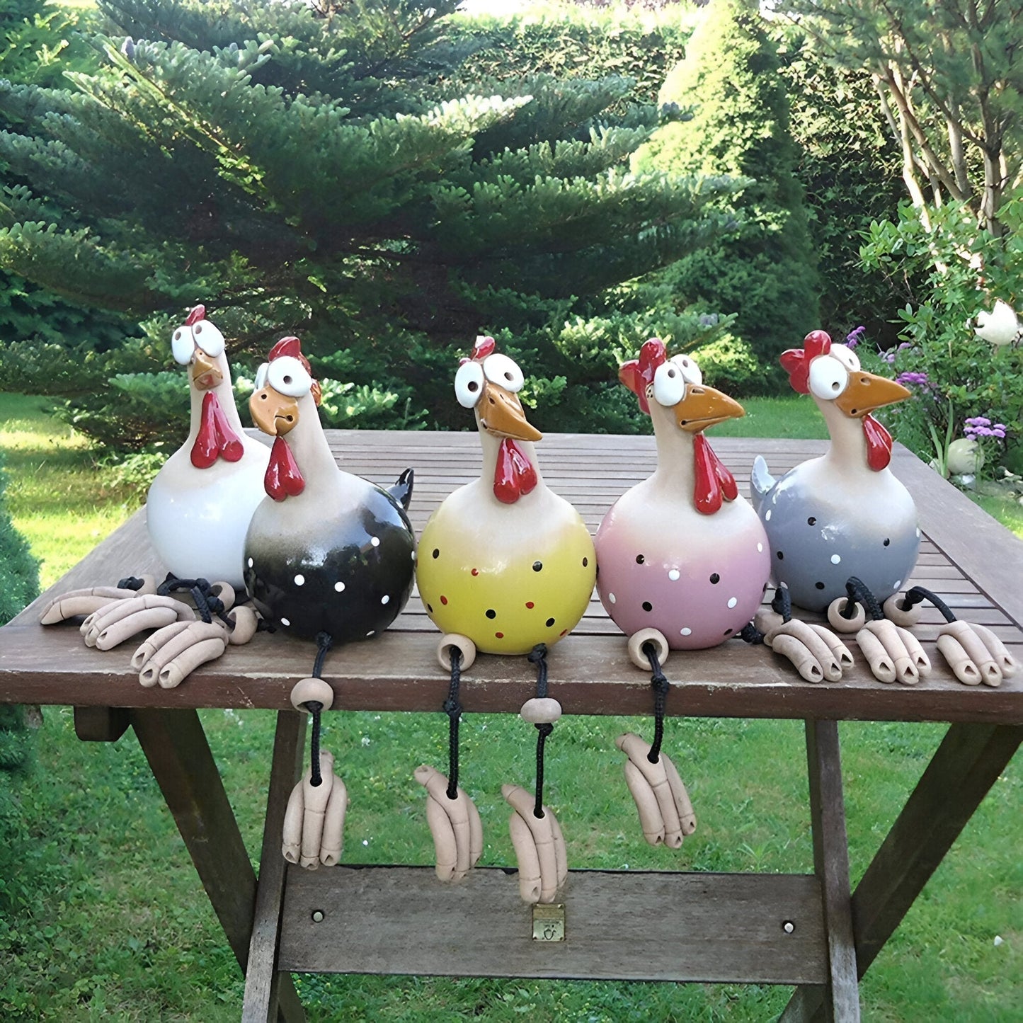 Gartenfigur Hahn aus Resin | Dekoration mit Hängebeinen | Garten & Balkon
