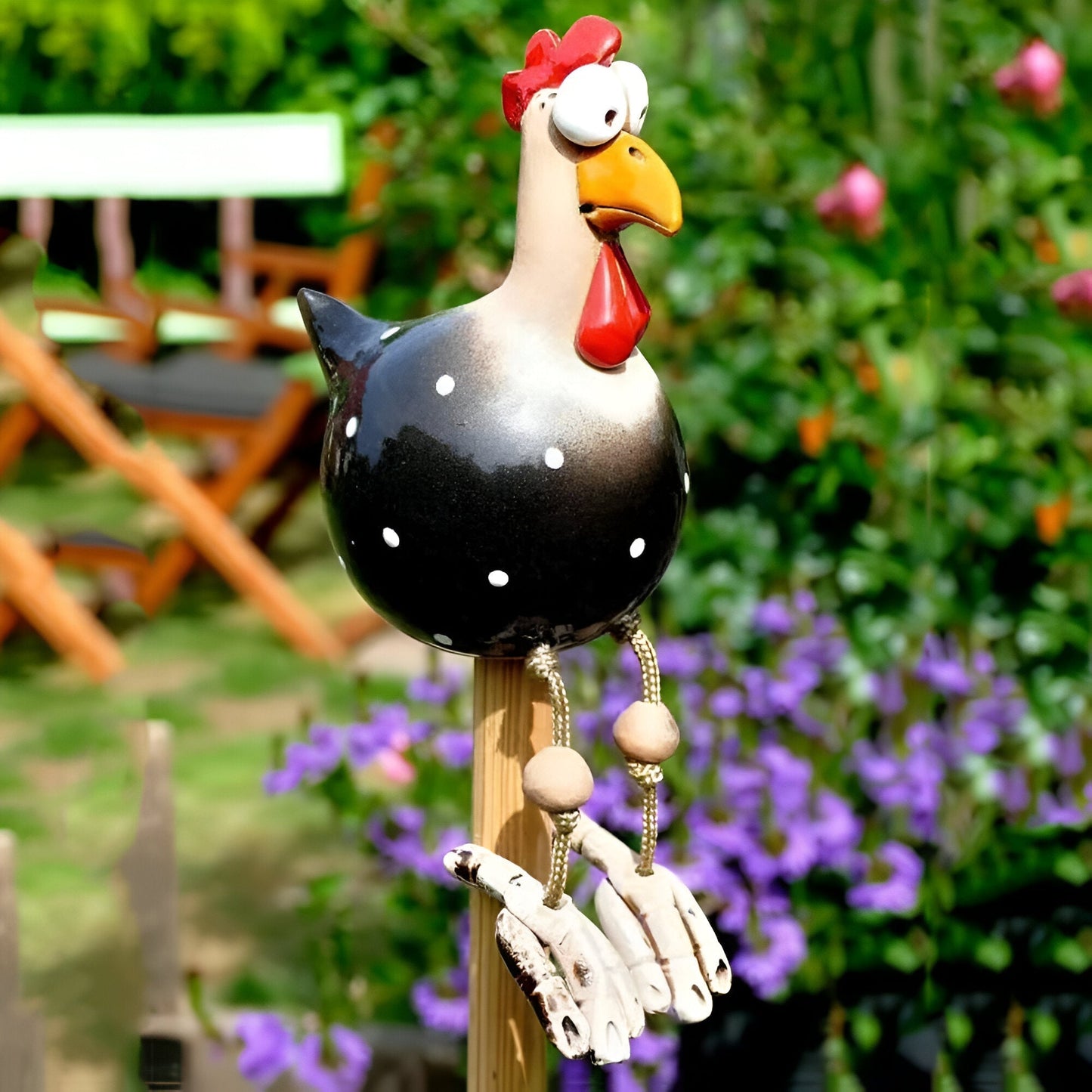 Gartenfigur Hahn aus Resin | Dekoration mit Hängebeinen | Garten & Balkon