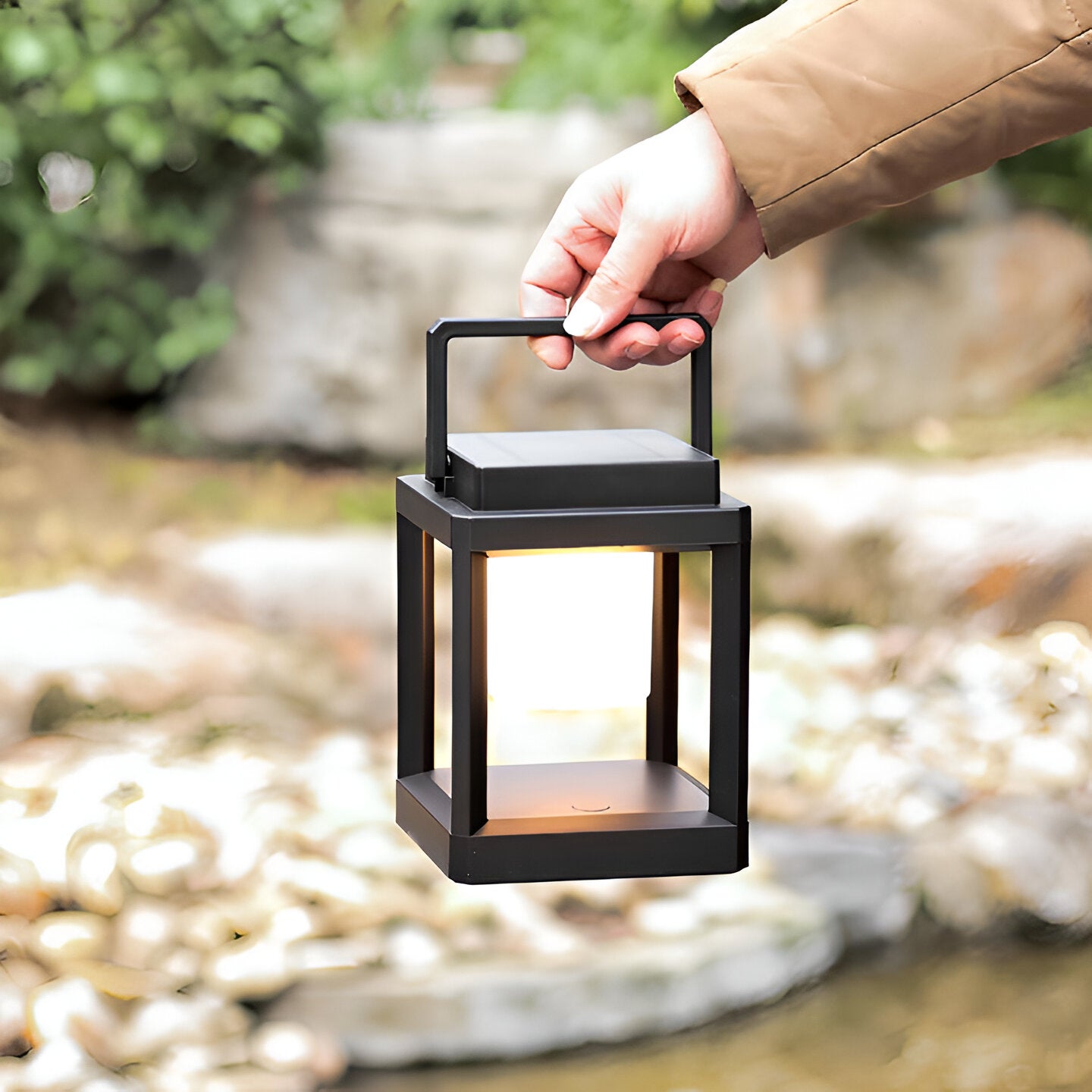 Solar-Outdoor-Laterne LED | Tragbar mit Griff | USB & Solar | IP44