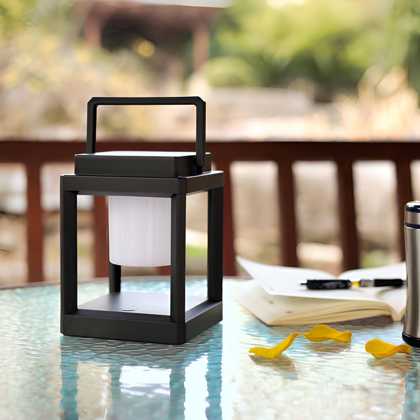 Solar-Outdoor-Laterne LED | Tragbar mit Griff | USB & Solar | IP44