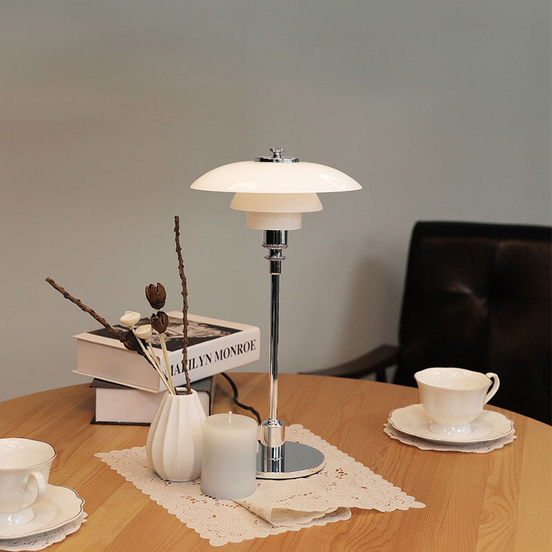 Skandinavische Designer-Tischlampe | Minimalistisches Nordic-Design
