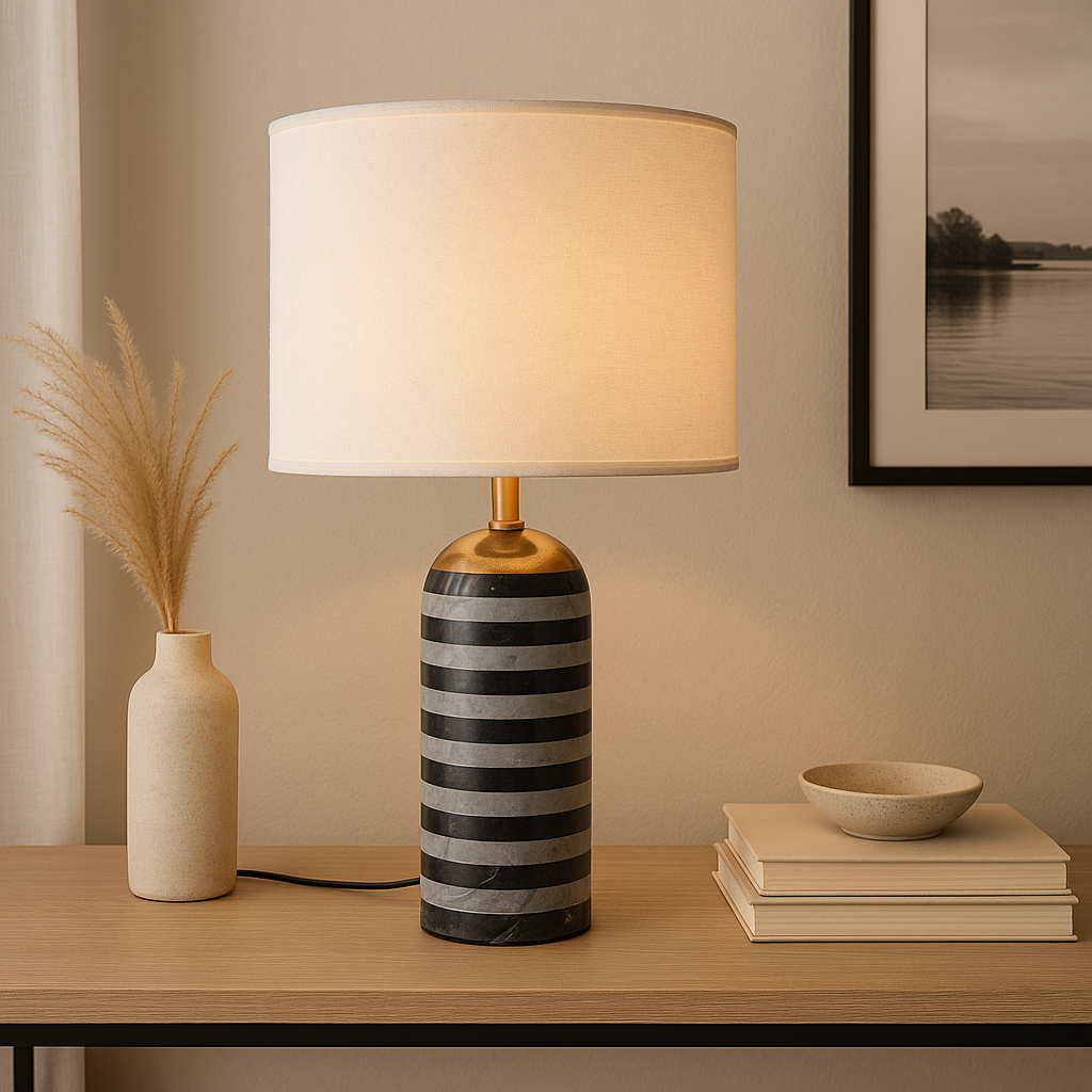 Tischlampe Marmor Gestreift | E27 | Stoffschirm | Modern