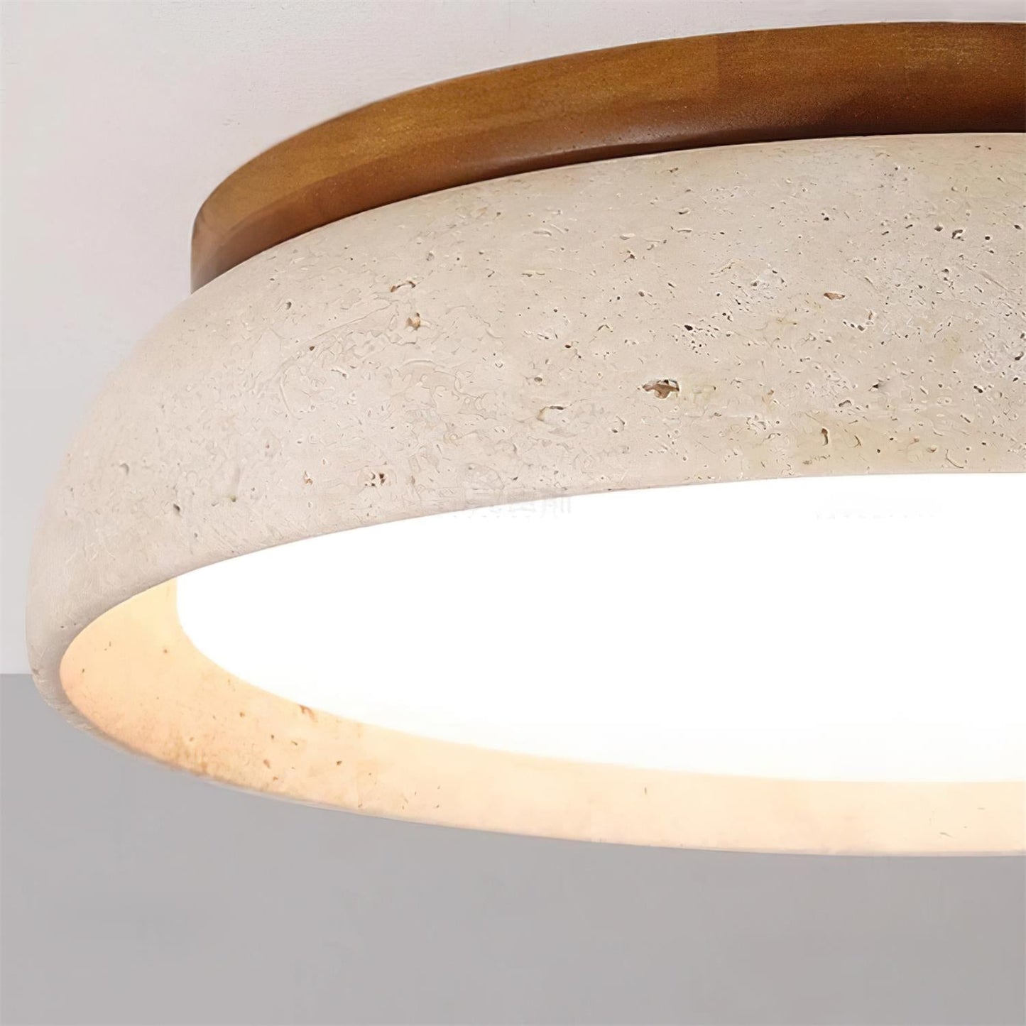 Deckenleuchte | Travertin & LED | Modernes Lichtdesign