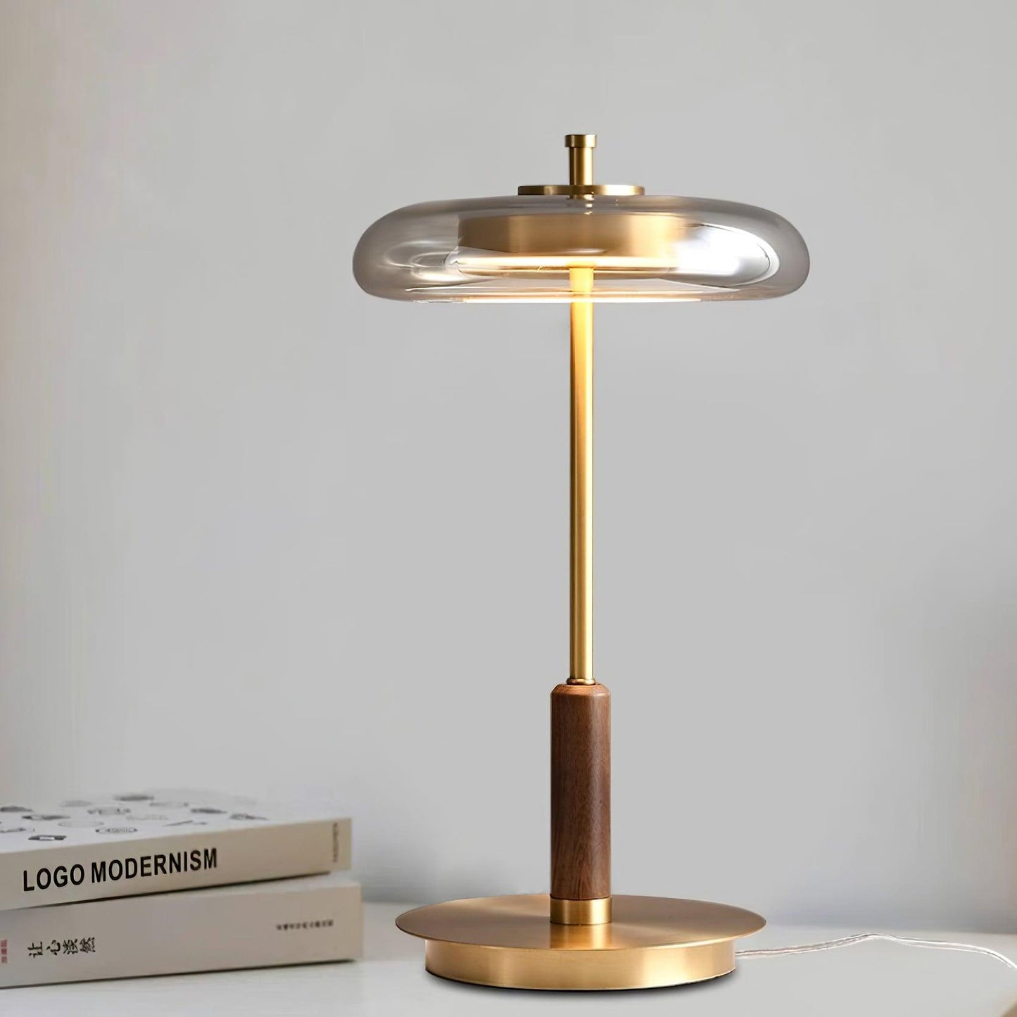 Tischlampe Glas & Metall | Integrierte LED | Warmweiß 3000K | Modernes Design