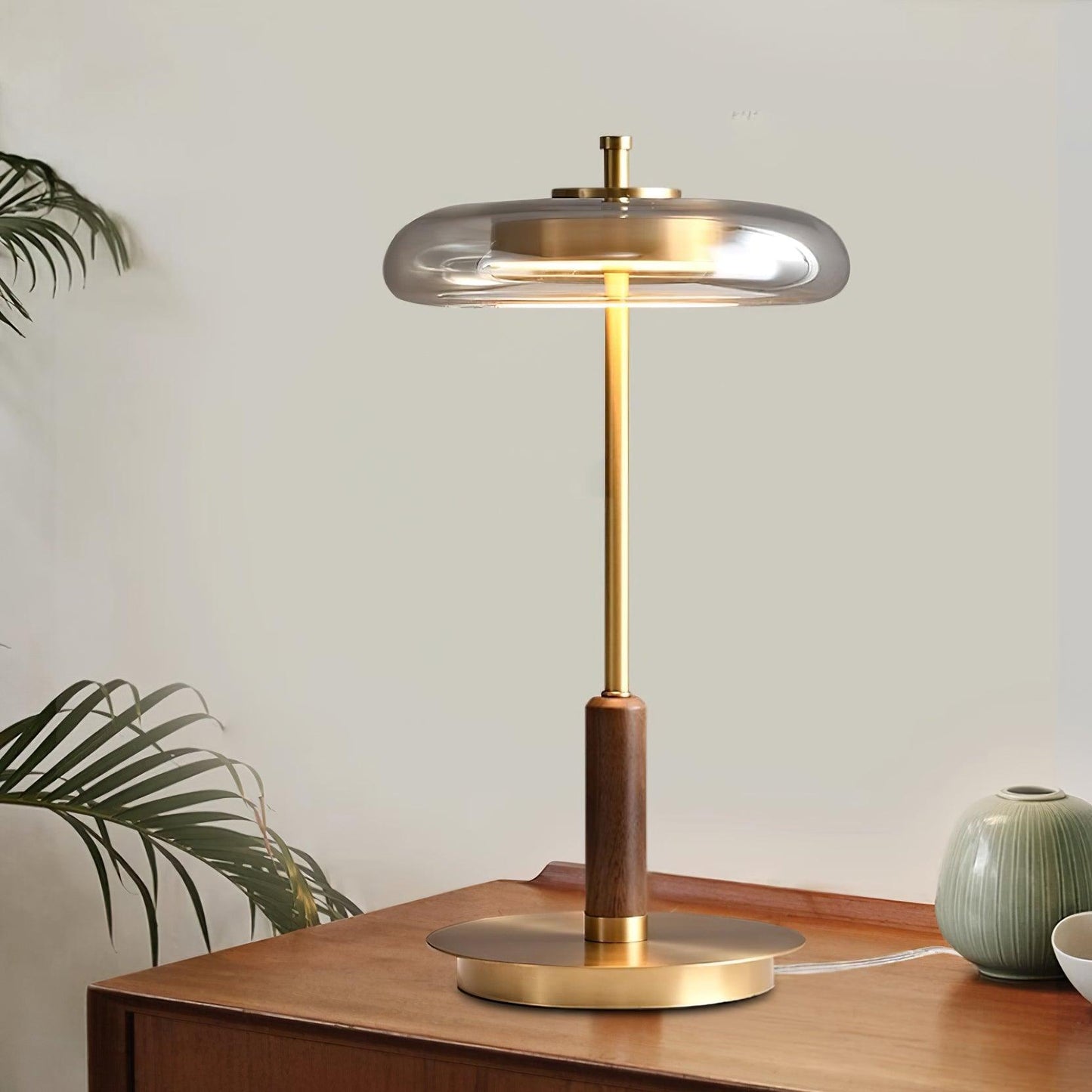 Tischlampe Glas & Metall | Integrierte LED | Warmweiß 3000K | Modernes Design