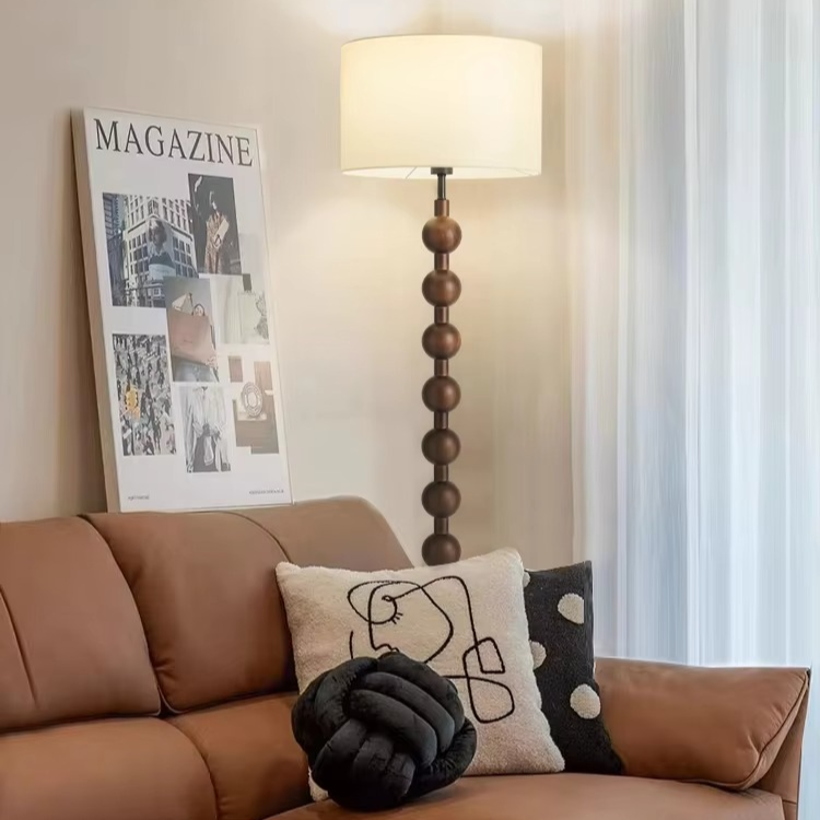 Holz-Stehlampe | Japandi Stil | E27 LED-Licht | Warmweiß