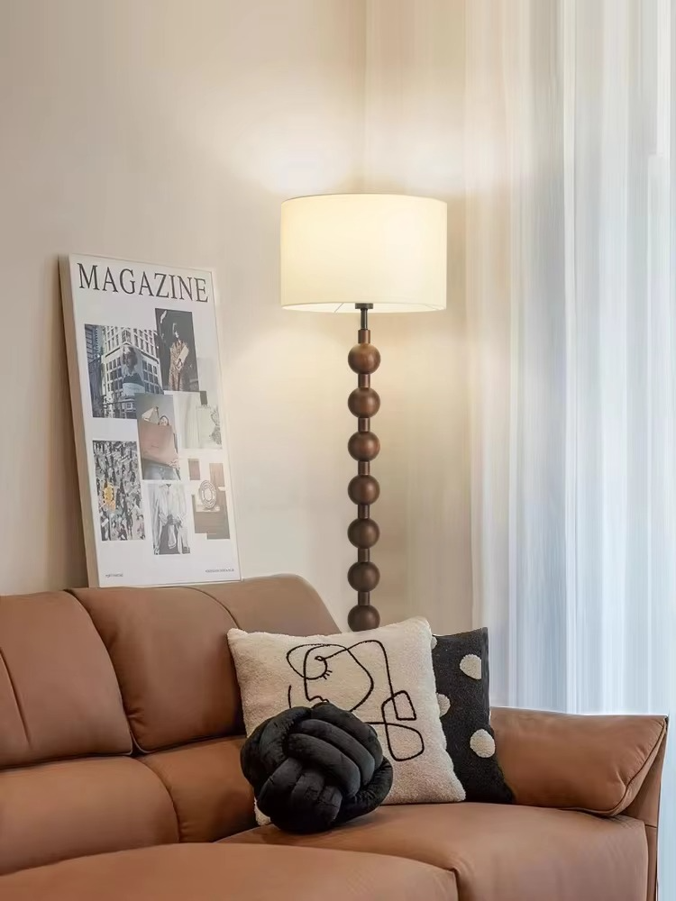 Holz-Stehlampe | Japandi Stil | E27 LED-Licht | Warmweiß