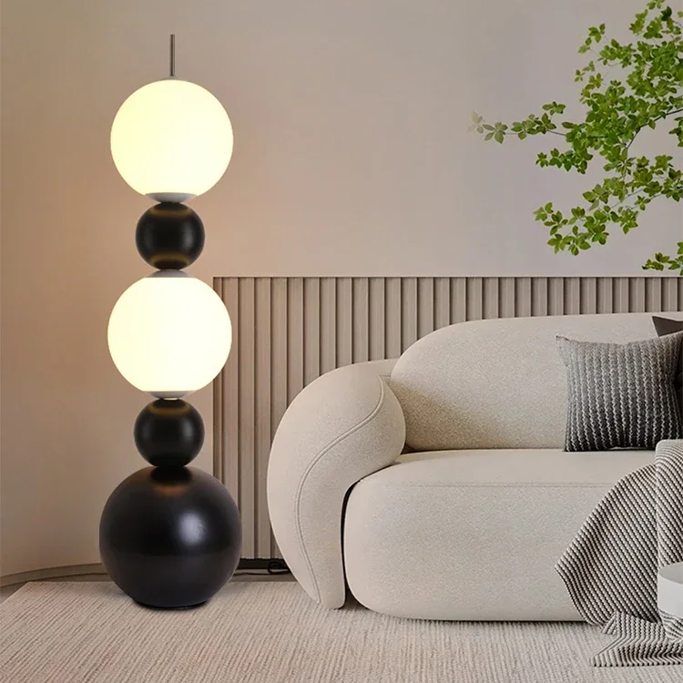 Stehlampe Organisches Design | 3 Lichtquellen | LED | Warmweißes Ambientelicht