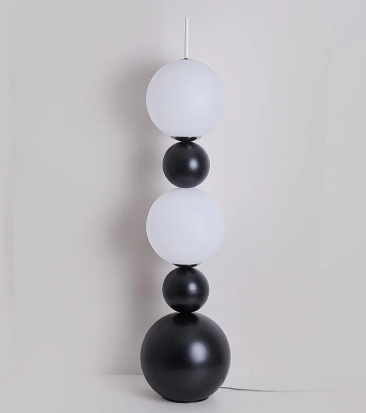Stehlampe Organisches Design | 3 Lichtquellen | LED | Warmweißes Ambientelicht