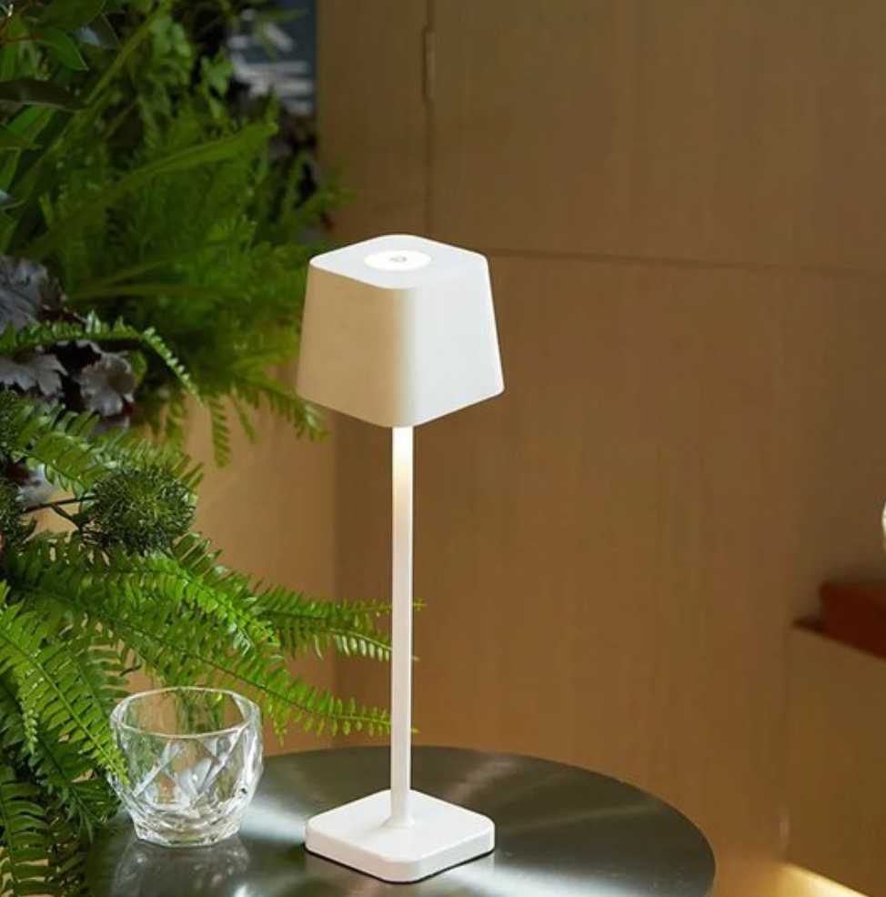 Kabellose LED-Tischlampe | Tragbar & Dimmbar | Modernes Lichtdesign