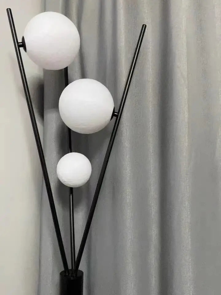 Moderne Stehlampe | Funktionales & Ambient Licht | Wohnzimmer & Schlafzimmer