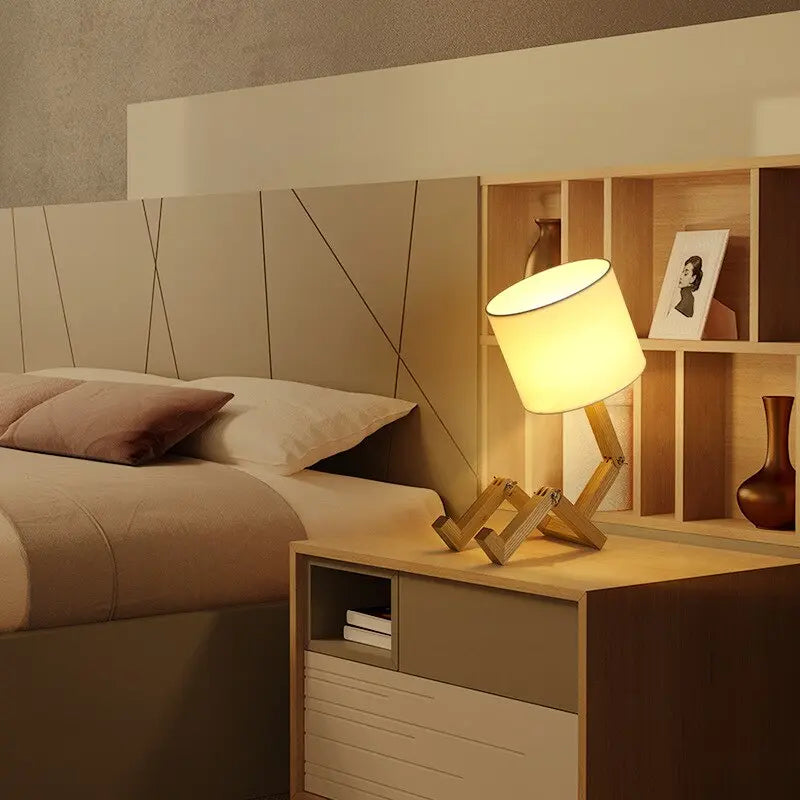 Tischlampe | Holz | Stoffschirm | Modern & LED-geeignet
