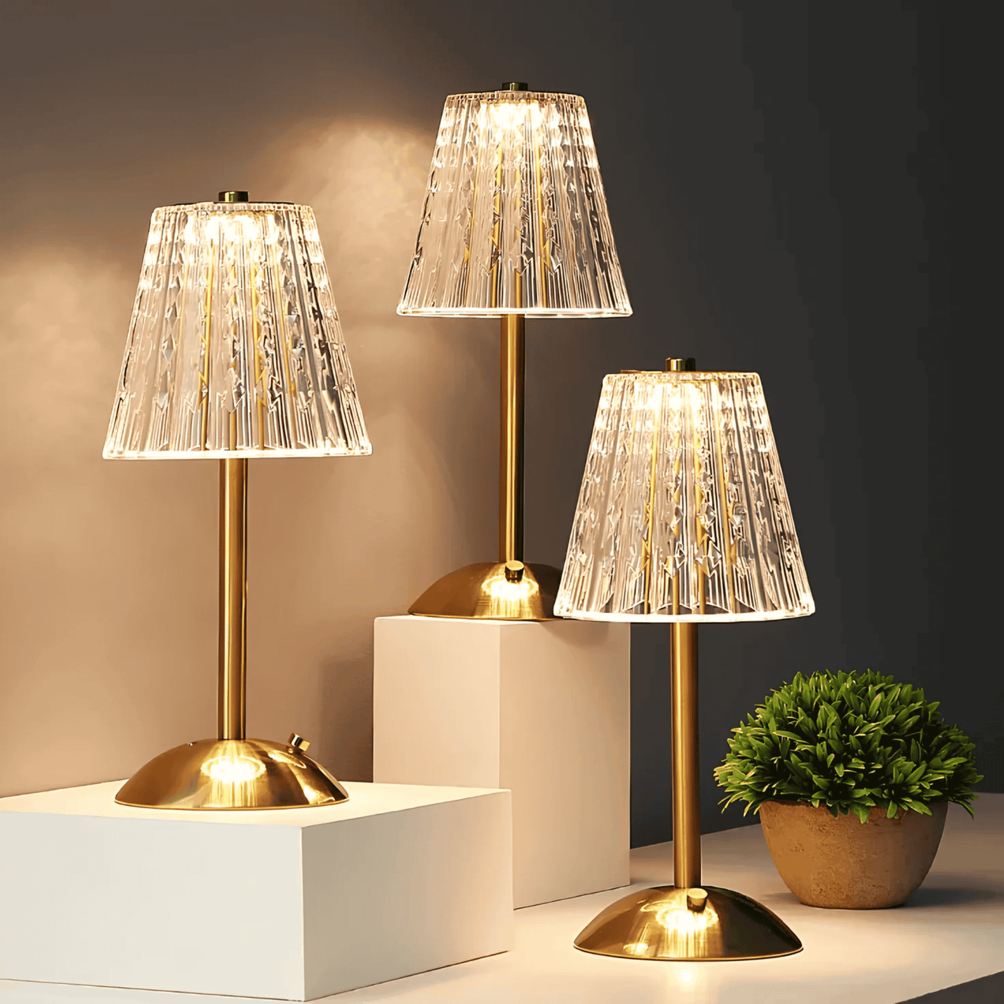 LED-Tischlampe Gold | Wiederaufladbar | Modern | Indoor