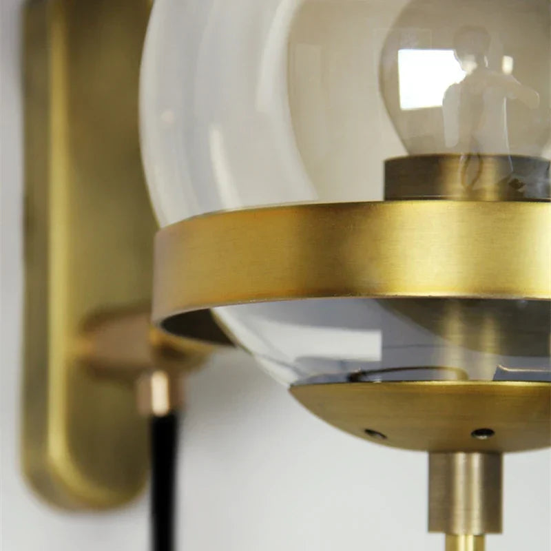 Industrielle Wandleuchte | Goldene Akzente | Modern & Stilvoll