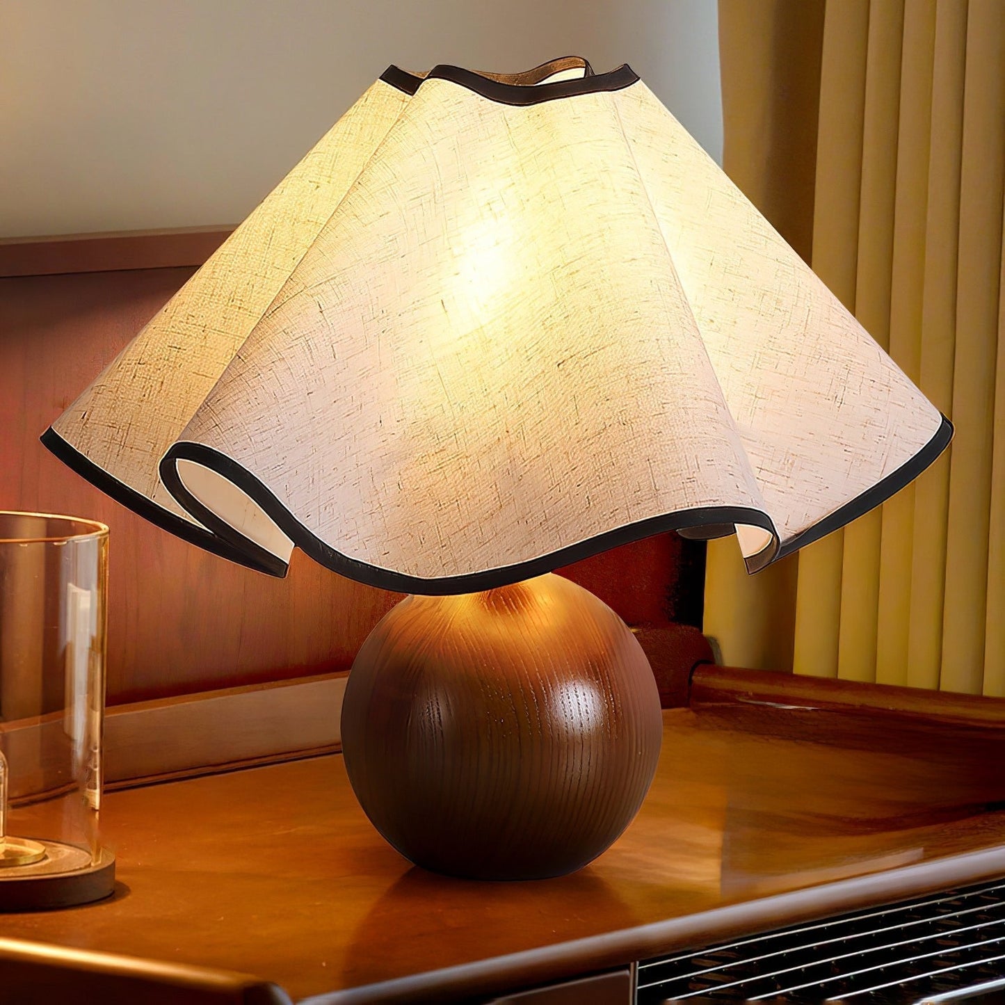 Tischlampe Stoff Wellenform | Holz | E27 | Warmes Licht