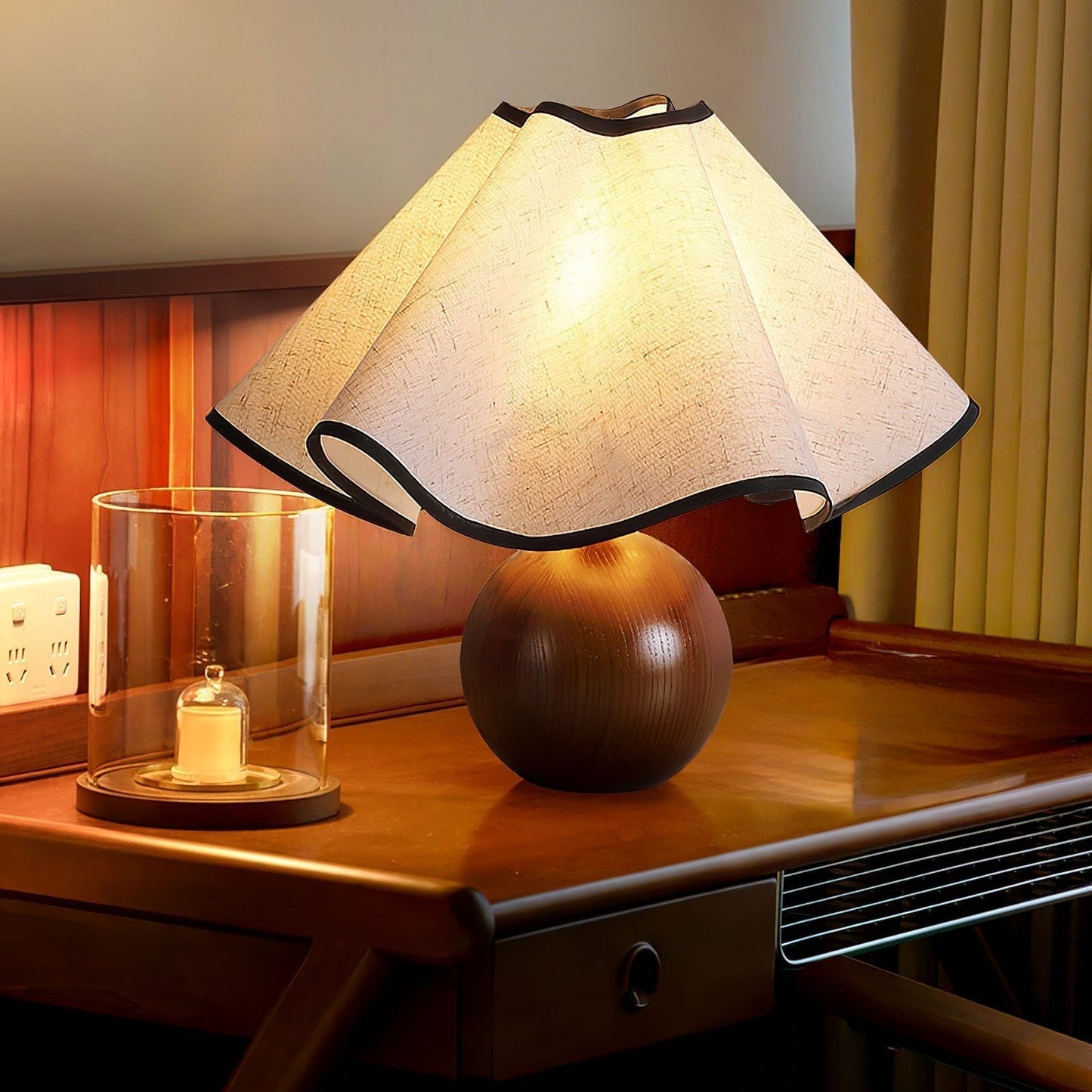 Tischlampe Stoff Wellenform | Holz | E27 | Warmes Licht