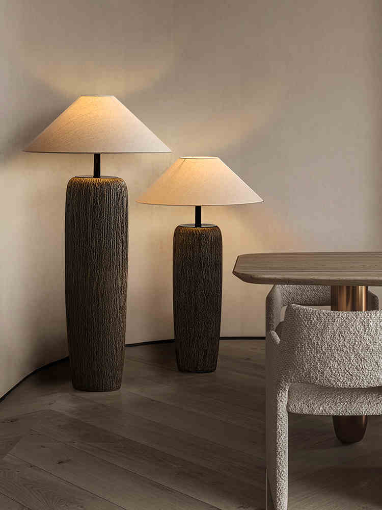 Stehlampe Vintage Holz-Look | Stoffschirm | E26/E27 LED | Rustikales Design
