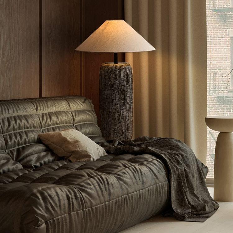 Stehlampe Vintage Holz-Look | Stoffschirm | E26/E27 LED | Rustikales Design