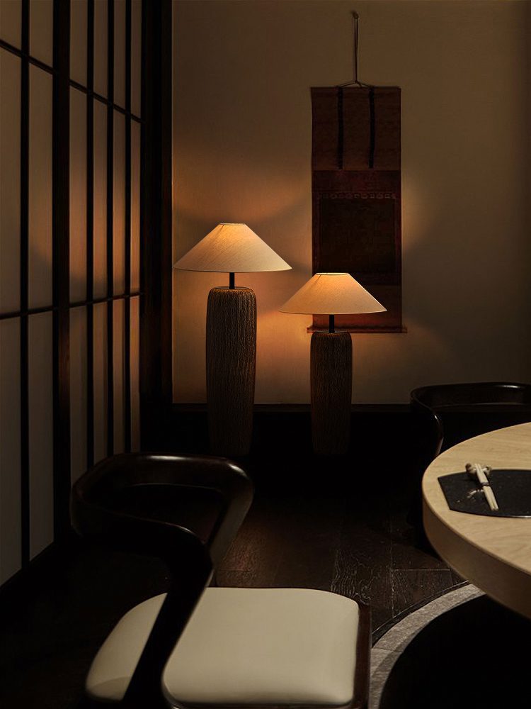 Stehlampe Vintage Holz-Look | Stoffschirm | E26/E27 LED | Rustikales Design