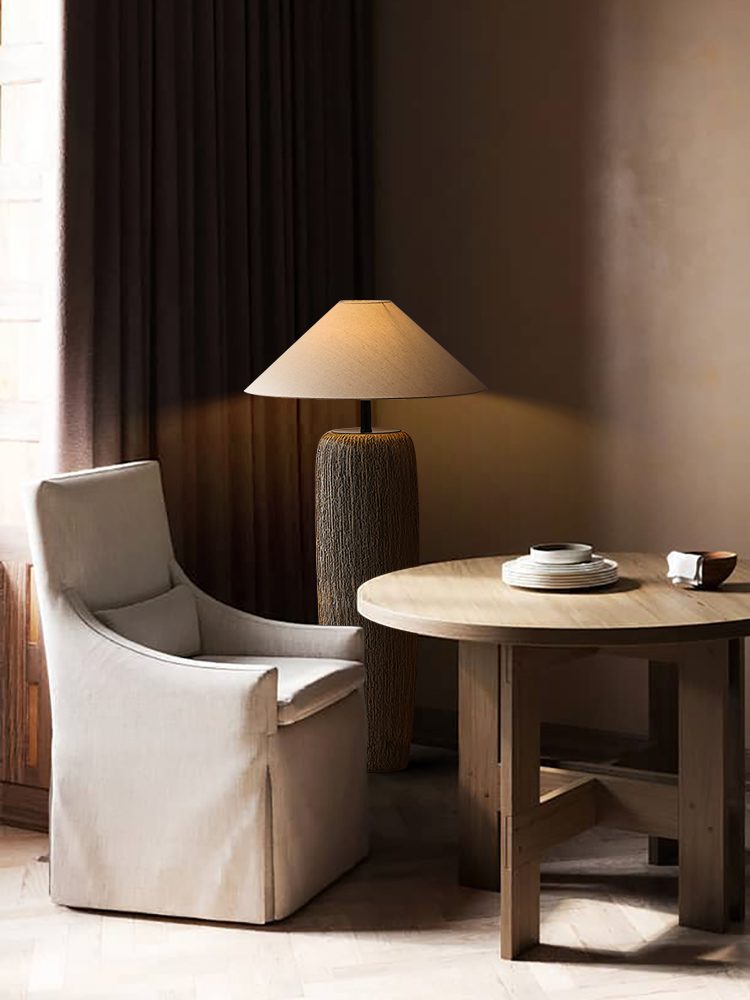 Stehlampe Vintage Holz-Look | Stoffschirm | E26/E27 LED | Rustikales Design