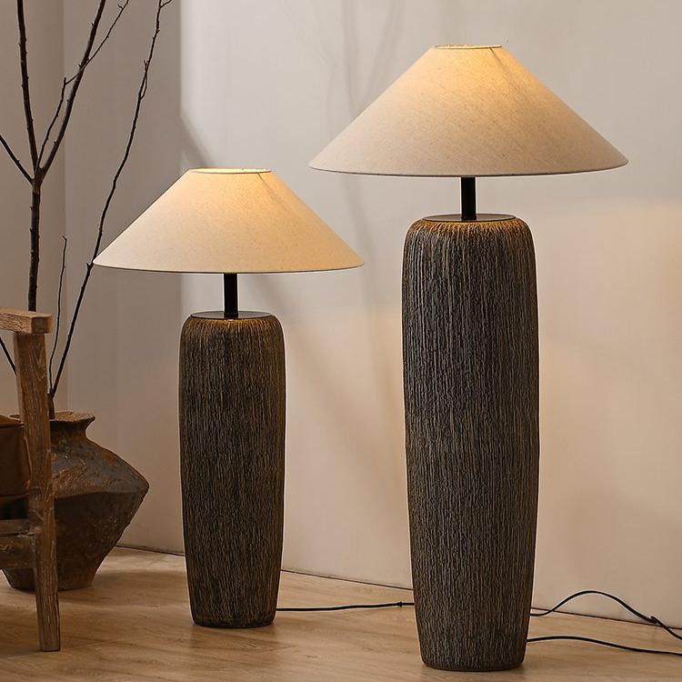 Stehlampe Vintage Holz-Look | Stoffschirm | E26/E27 LED | Rustikales Design