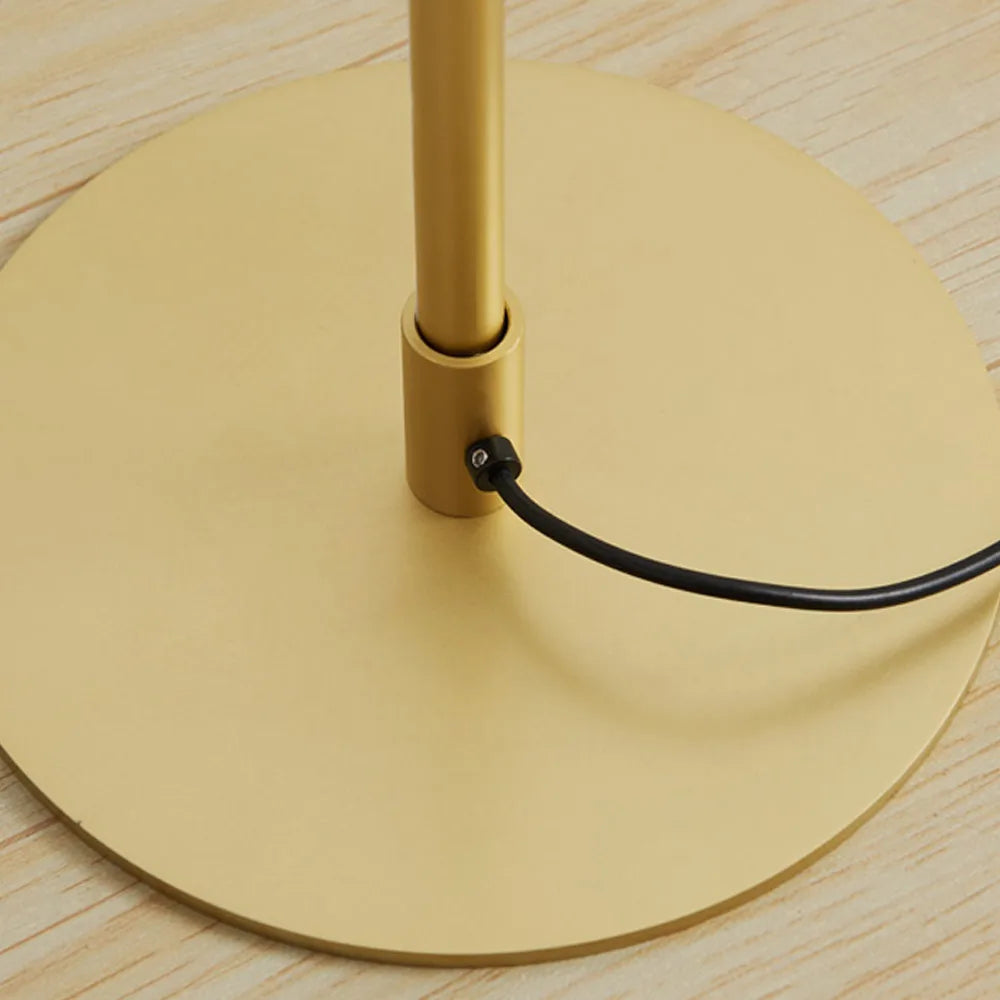 Golden Stehleuchte mit dimmbarer LED | Modern & Elegantes Design