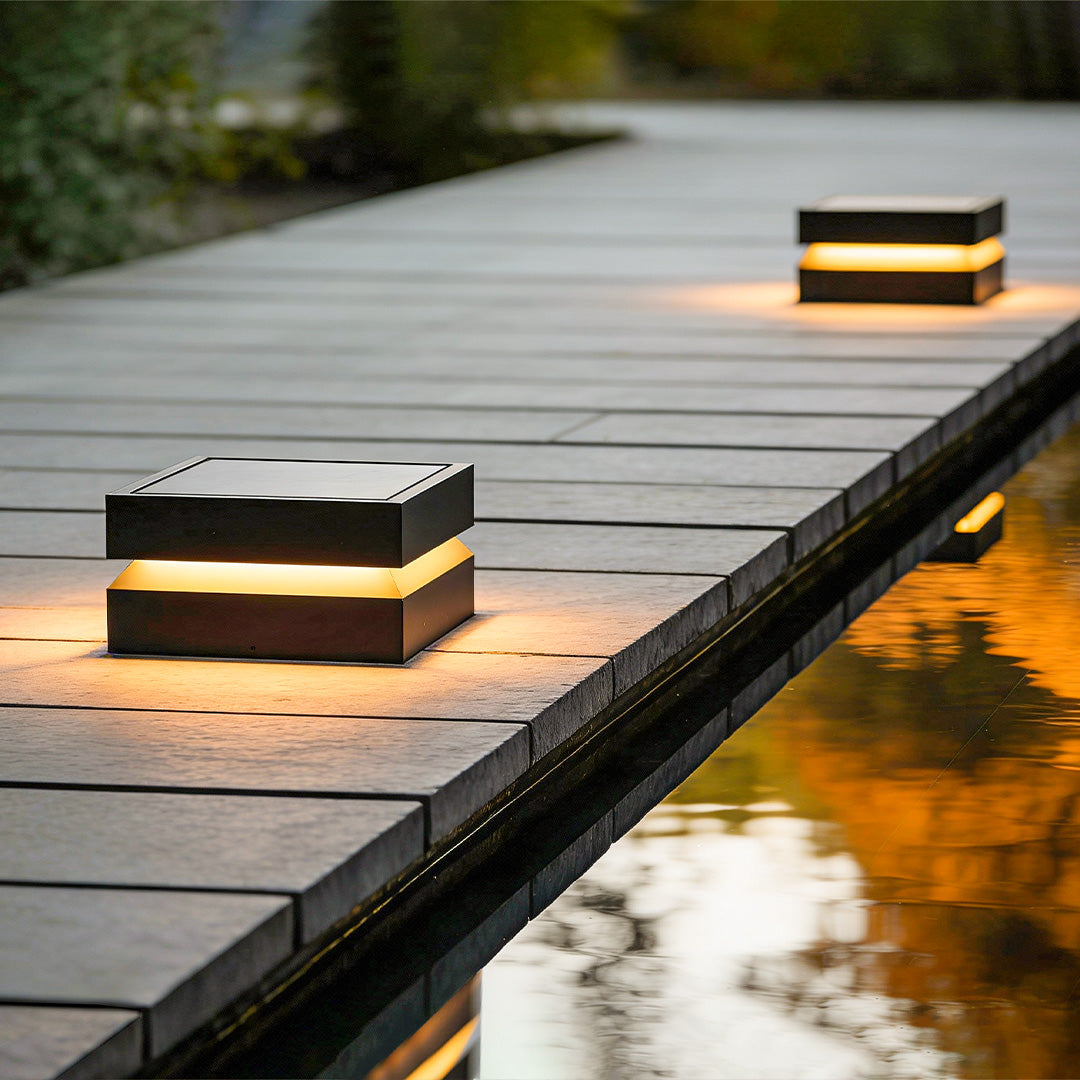 Solar-Pfeilerleuchte Quadratisch | LED | IP65 | Außenleuchte für Wege & Einfahrt