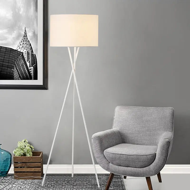 Skandinavische Stehlampe | Mit Fernbedienung | Wohnzimmer & Schlafzimmer