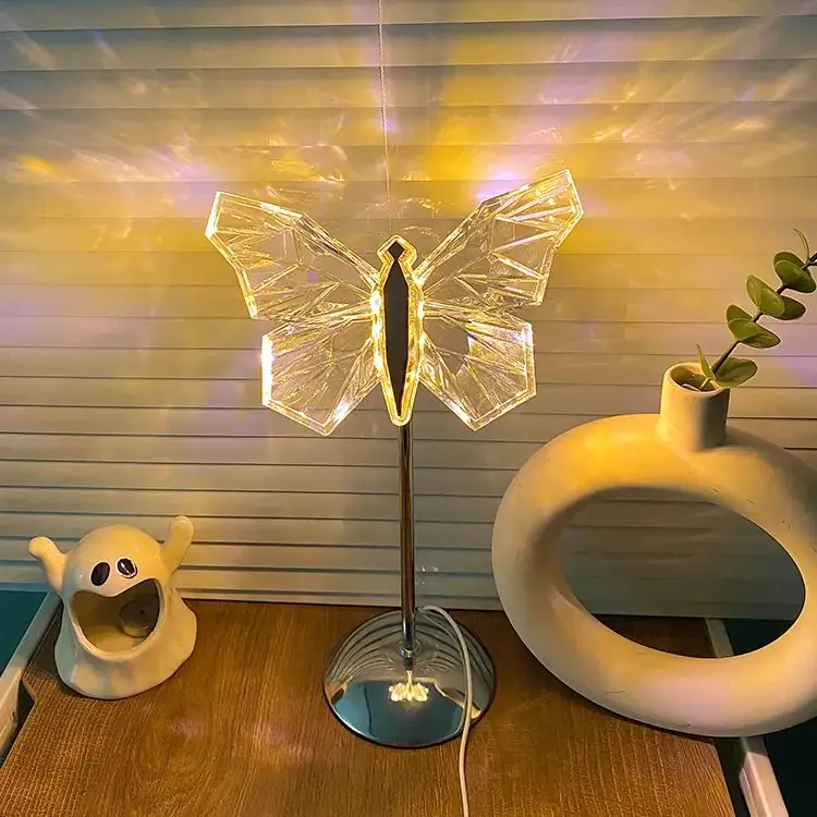 LED-Tischlampe Schmetterling | Acryl & Metall | Warmweiß 3500K | Dekorativ